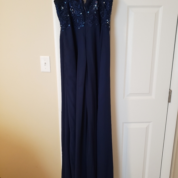 White by Soieblu Prom dress - Picture 4 of 6